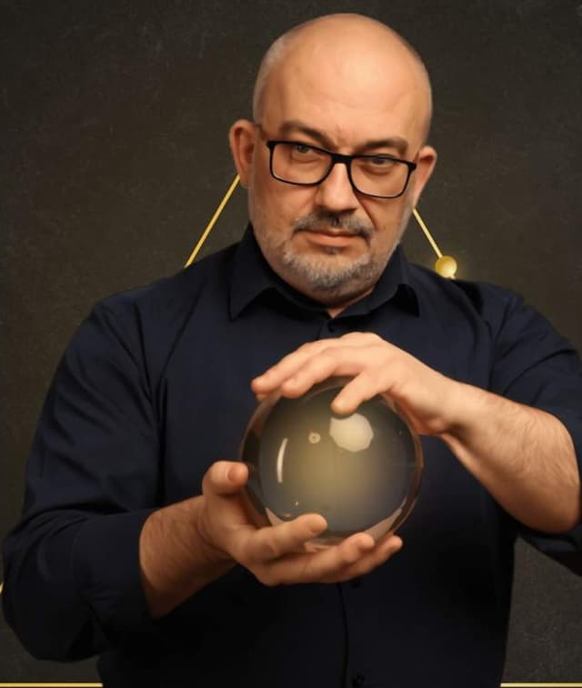 An Energy Therapy Online School From Scratch: 126 Sales on €11,200